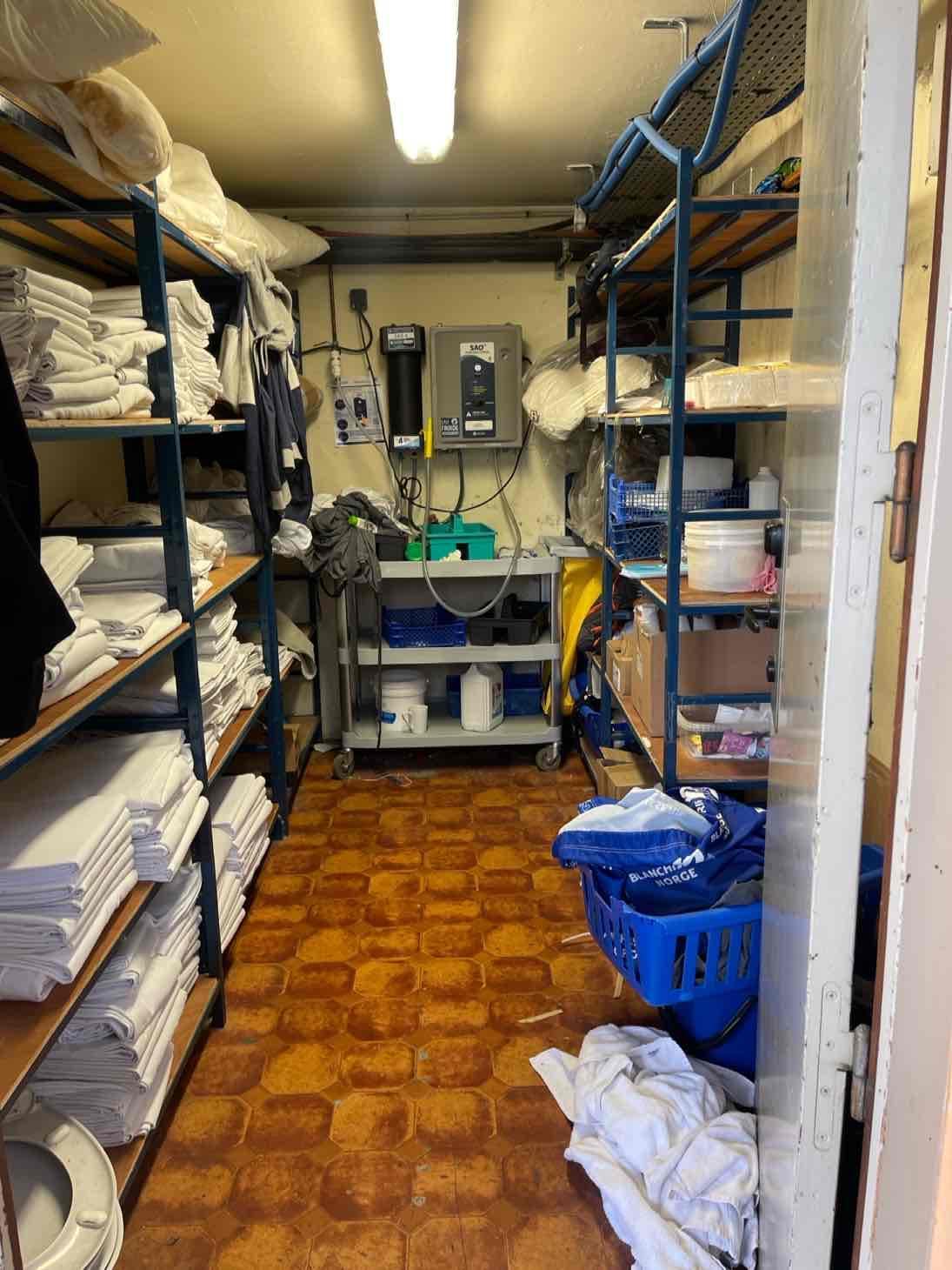 Kyriad Direct Montpellier St Jean De Vedas - La Peyriere Saint-Jean-de-Védas Kültér fotó